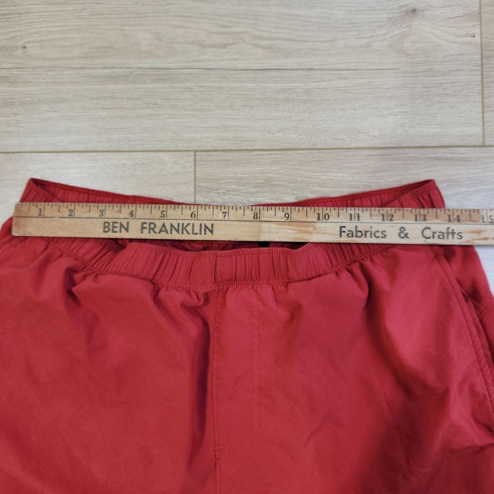 Rhone Essentials Shorts Mens Medium 7" Red Stretch Pockets Running Gym Athletic - Picture 6 of 10